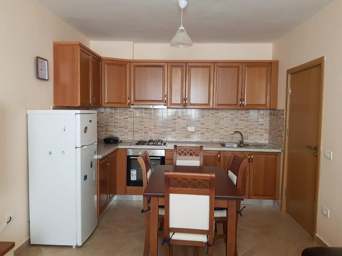 Shëngjin Comfortable Apartment מראה חיצוני תמונה
