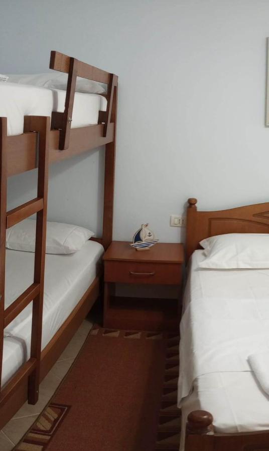 Shëngjin Comfortable Apartment מראה חיצוני תמונה