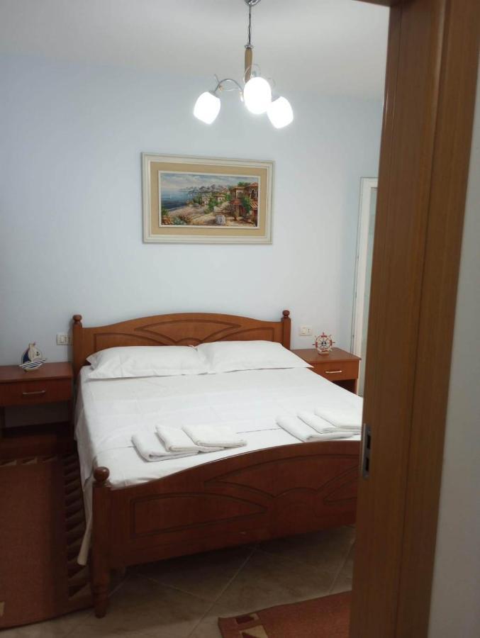 Shëngjin Comfortable Apartment מראה חיצוני תמונה